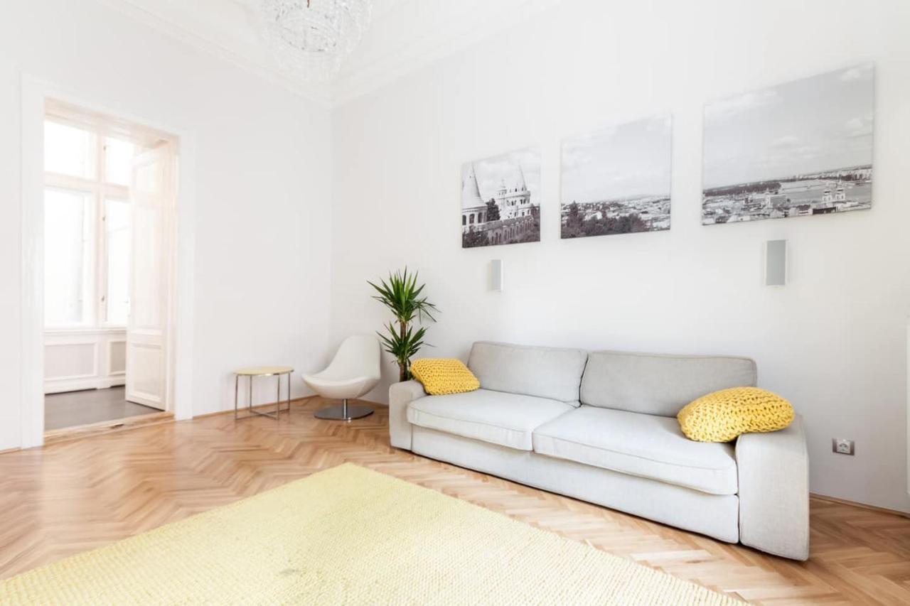 Bpr Sophisticated Astoria Suite With Balcony Budapest Eksteriør bilde