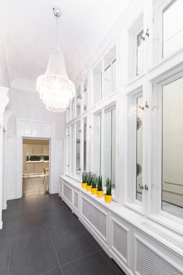 Bpr Sophisticated Astoria Suite With Balcony Budapest Eksteriør bilde